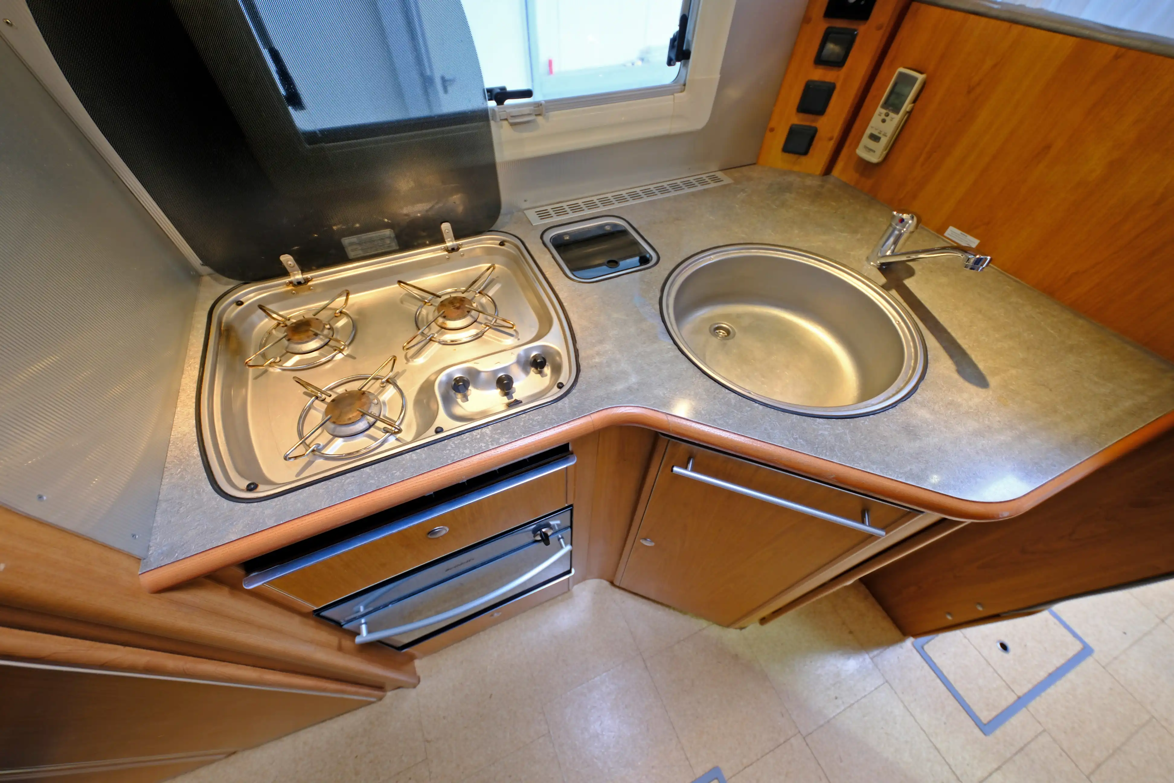 DETHLEFFS Globetrotter XXL A 8000 - Ansicht 13